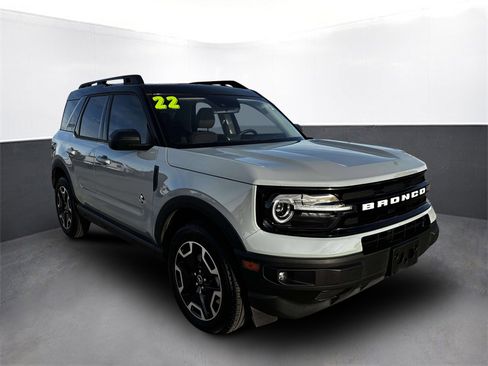 Used 2022 Ford Bronco Sport Outer Banks w/ Tech Package image 8