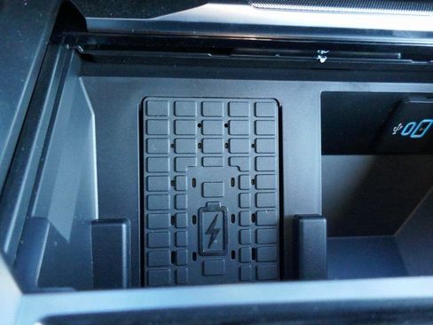 New 2026 Ford F250 Platinum image 22