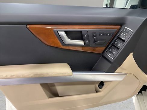 Used 2012 Mercedes-Benz GLK 350 2WD image 9