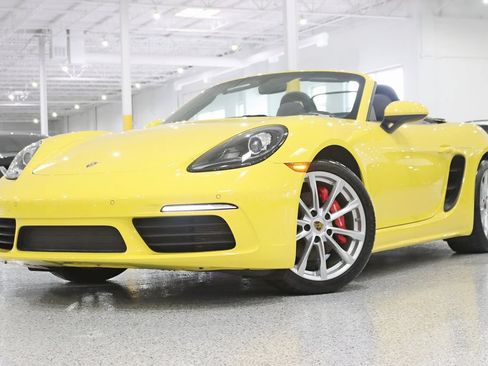 Used 2019 Porsche 718 Boxster S RWD image 7