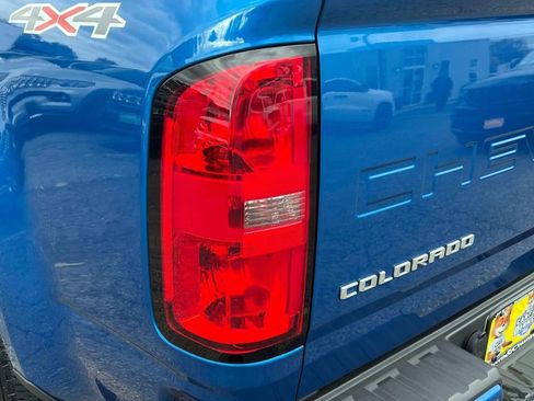 Used 2022 Chevrolet Colorado LT w/ LT Convenience Package image 9