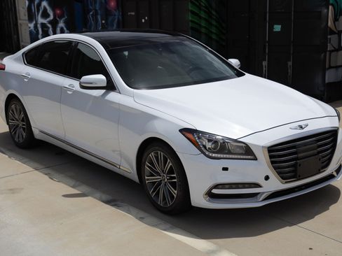 Used 2018 Genesis G80 3.8 w/ Option Group 02 AWD/4WD image 19