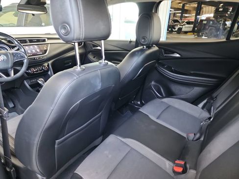 Used 2021 Buick Encore GX Select FWD image 37