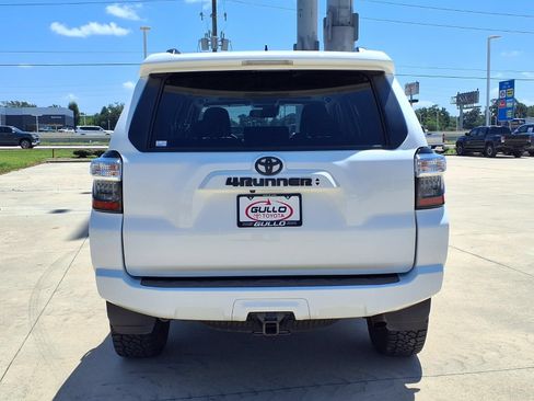 Certified 2023 Toyota 4Runner SR5 Premium w/ Moonroof Package AWD/4WD image 6