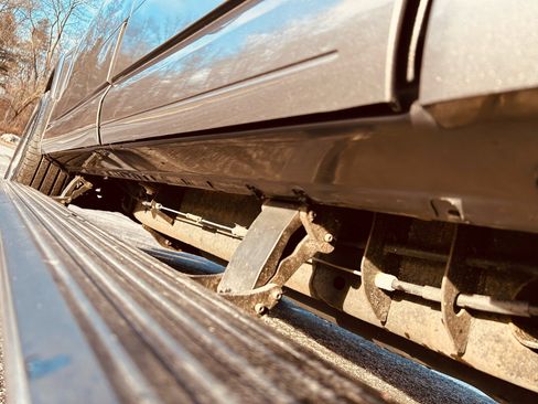 Used 2010 Ford Expedition Limited image 10