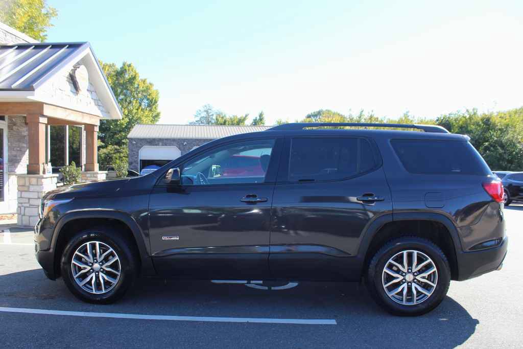 Used 2017 GMC Acadia SLE w/ Driver Alert Package I AWD/4WD image 10