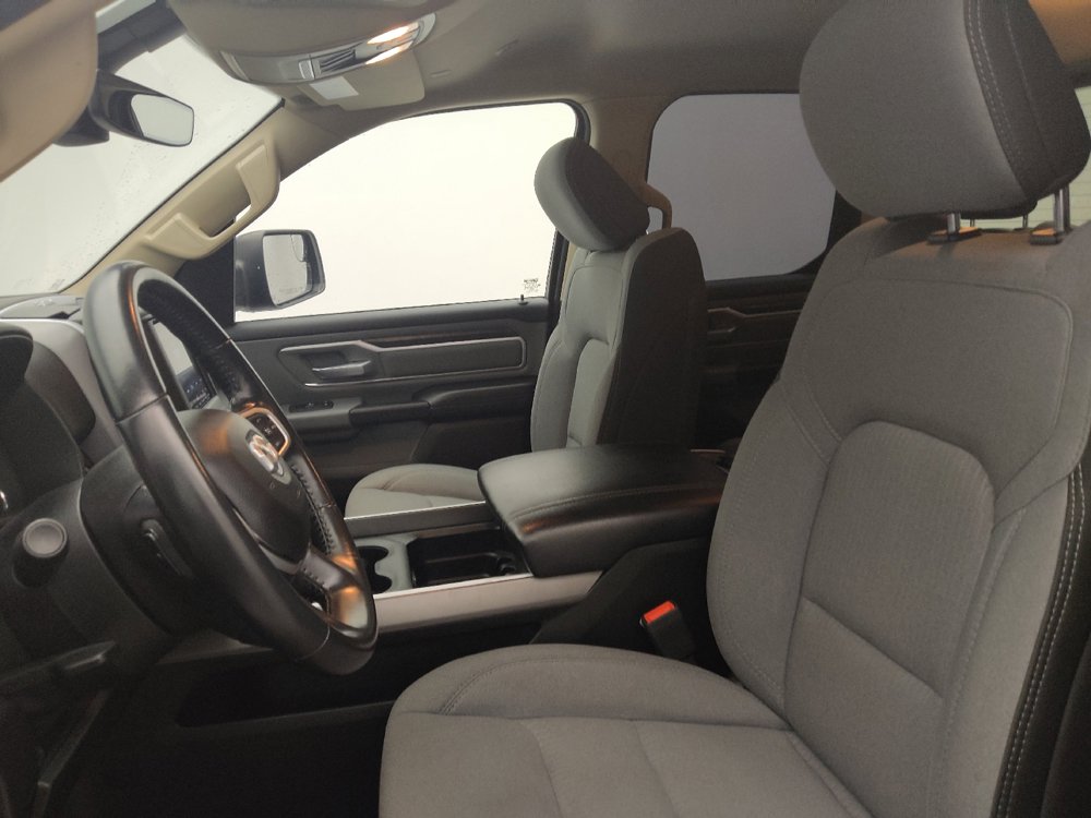 Used 2020 RAM 1500 Big Horn RWD image 17