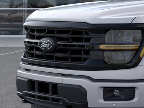 New 2026 Ford F150 XLT w/ Equipment Group 302A MID AWD/4WD image 18