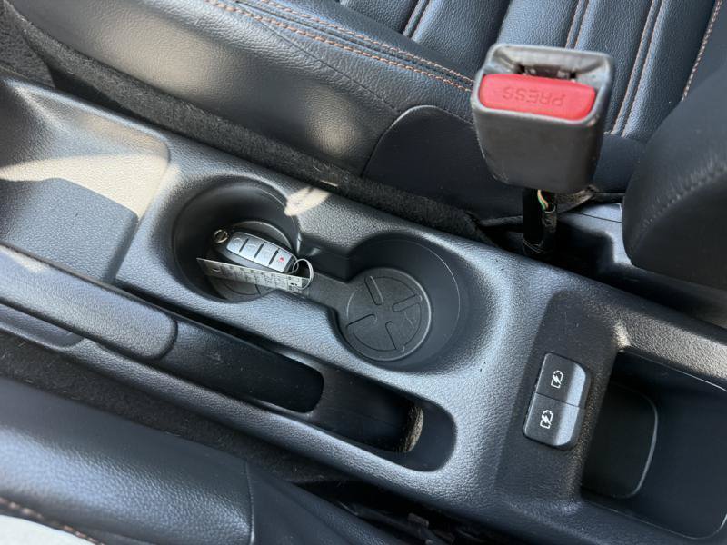 Used 2020 Nissan Kicks SR FWD image 29