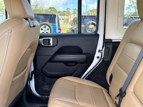 Used 2019 Jeep Wrangler Unlimited Sahara w/ Dual Top Group image 14