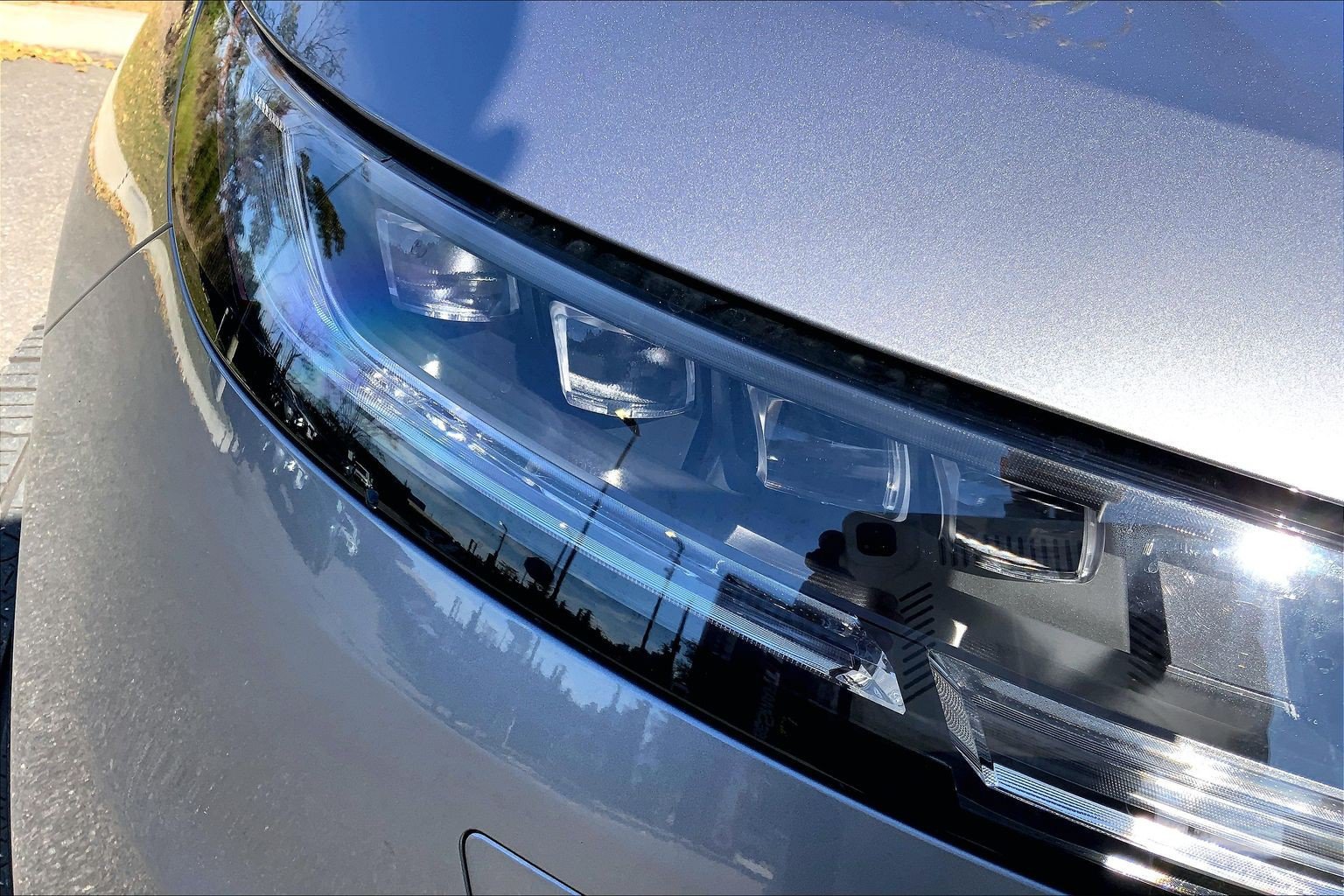 Used 2024 Land Rover Range Rover Sport SE AWD/4WD image 27