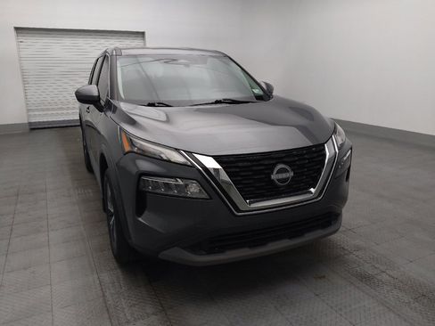 Used 2023 Nissan Rogue SV FWD image 14