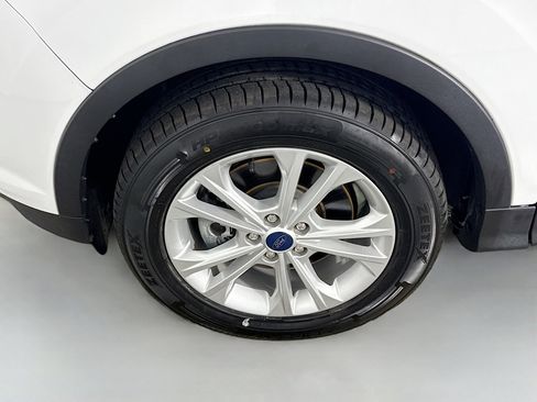 Used 2019 Ford Escape SE image 38