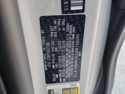 Used 2022 Kia Carnival SX FWD image 28