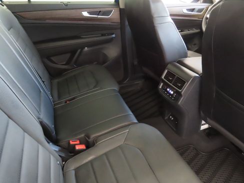 New 2026 Volkswagen Atlas SEL AWD/4WD image 26