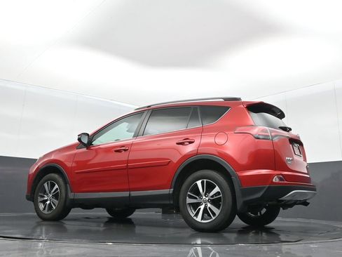 Used 2017 Toyota RAV4 XLE w/ Premium Extra Value Package image 17