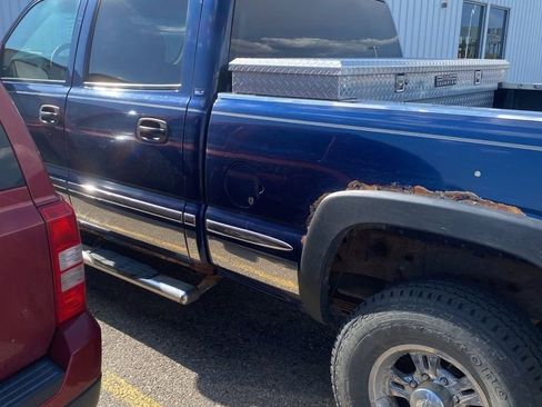 Used 2002 GMC Sierra 2500 4x4 Crew Cab HD w/ SLT Marketing Option Pkg image 7