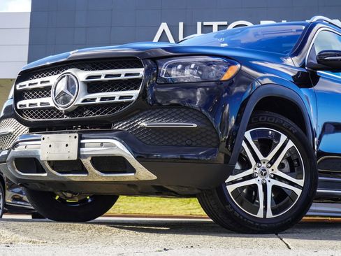 Used 2022 Mercedes-Benz GLS 450 4MATIC w/ Warmth & Comfort Package image 2