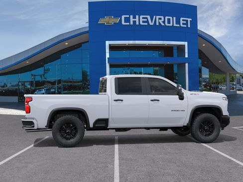 New 2026 Chevrolet Silverado 2500 ZR2 w/ LPO, Dark Essentials Package AWD/4WD image 29
