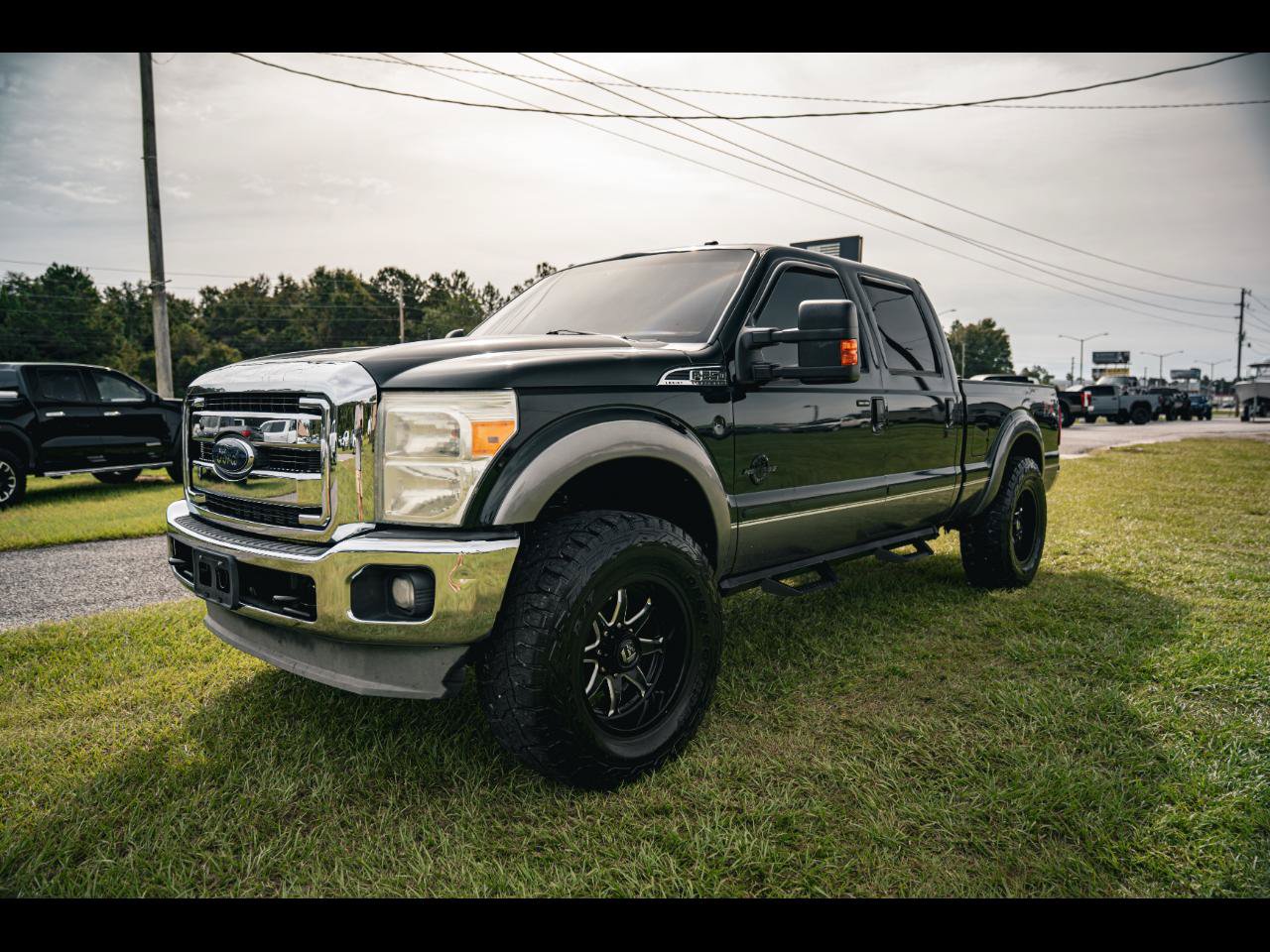 Used 2013 Ford F250 Lariat w/ Lariat Ultimate Pkg AWD/4WD image 1