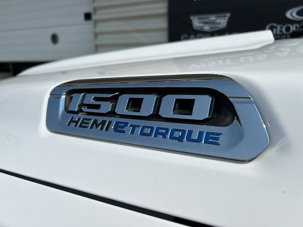 Used 2021 RAM 1500 Limited AWD/4WD image 9