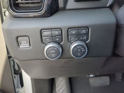 Used 2024 GMC Sierra 1500 AT4X w/ AT4X AEV Edition image 30
