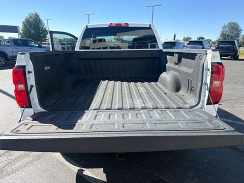 Used 2018 Chevrolet Silverado 1500 LT w/ Trailering Package AWD/4WD image 24