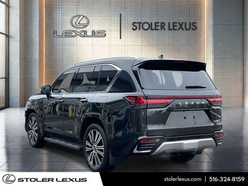 Used 2023 Lexus LX 600 4WD w/ Accessory Package (Z1) image 6