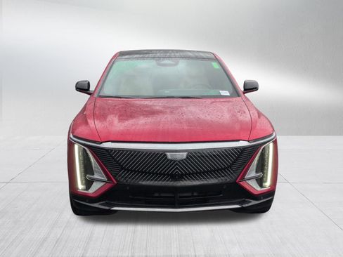 Used 2025 Cadillac Lyriq Luxury image 9