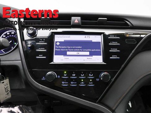 Used 2019 Toyota Camry LE FWD image 12