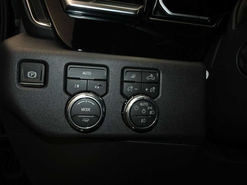 New 2026 GMC Sierra 1500 SLT w/ SLT Premium Plus Package AWD/4WD image 12