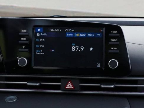 New 2026 Hyundai Elantra SEL Sport FWD image 13