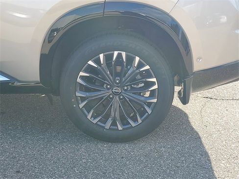 New 2026 Nissan Rogue Platinum w/ Platinum Premium Package image 9