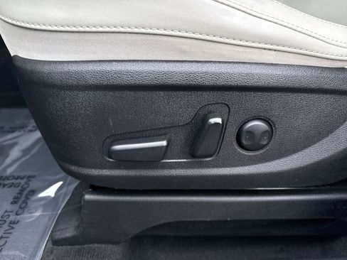 Used 2020 Kia Telluride S image 11