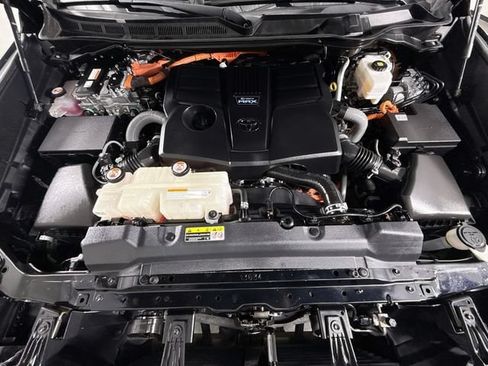Used 2023 Toyota Tundra 1794 Edition AWD/4WD image 31