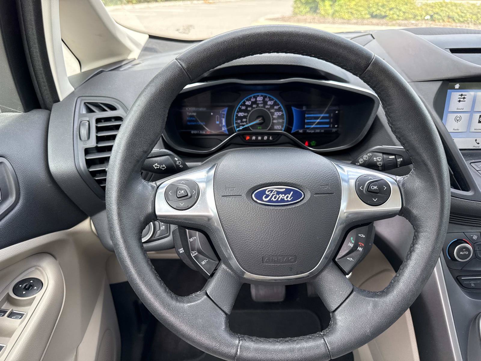 Used 2018 Ford C-MAX SE w/ Equipment Group 201A FWD image 14