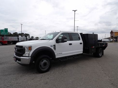 Used 2022 Ford F550 4x4 Crew Cab Super Duty w/ Power Equipment Group image 3