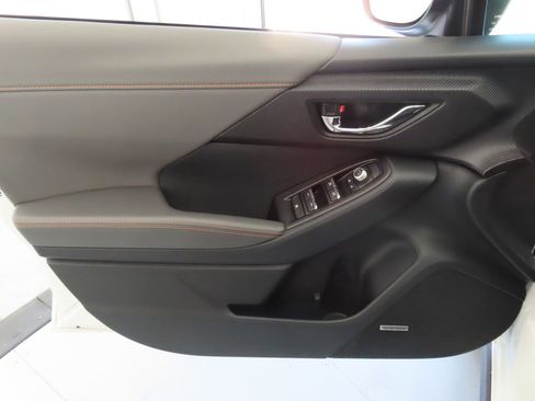 Certified 2025 Subaru Crosstrek 2.5i Limited w/ Crosstrek Mirror Package AWD/4WD image 10