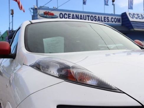 Used 2014 Nissan Juke NISMO RS w/ Navigation Package image 12