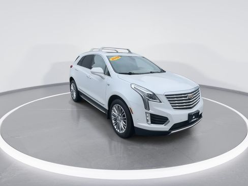 Used 2019 Cadillac XT5 Platinum AWD/4WD image 2