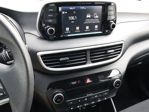 Used 2019 Hyundai Tucson Sport FWD image 20