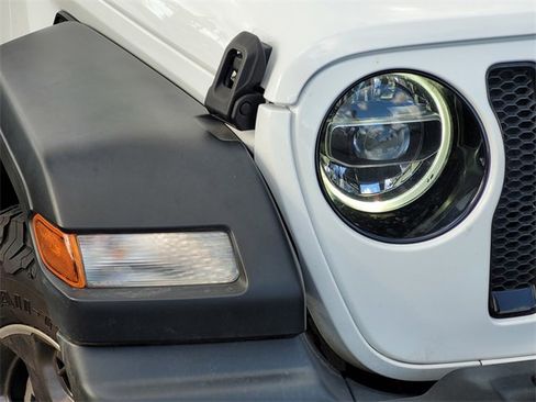 Used 2022 Jeep Wrangler Unlimited Sport image 11