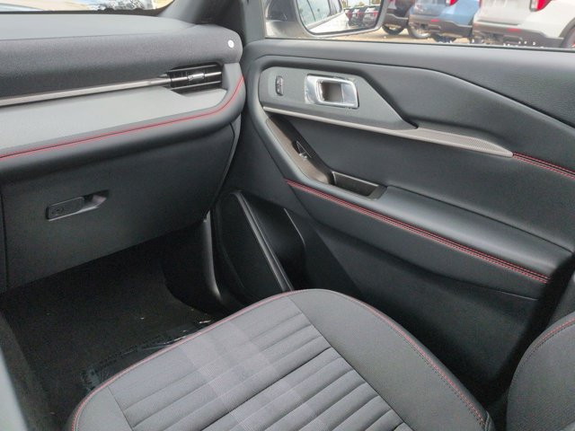 New 2026 Ford Explorer ST-Line w/ Premium Package RWD image 19