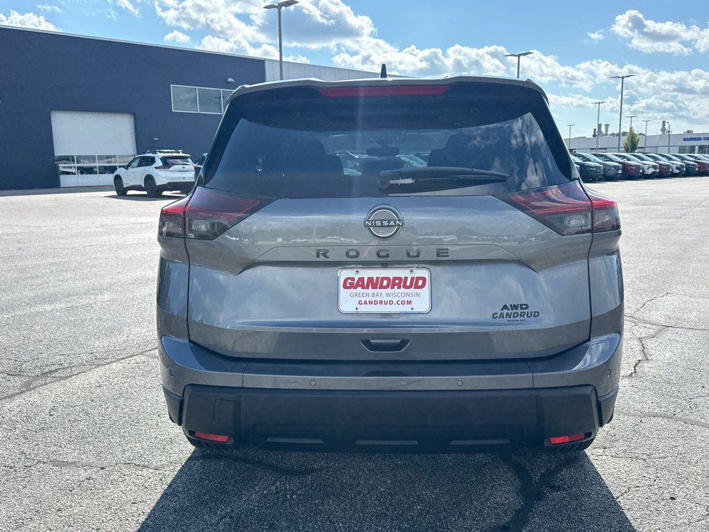 New 2026 Nissan Rogue Dark Armor AWD/4WD image 7