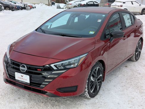 New 2025 Nissan Versa SR w/ Trunk Package image 3