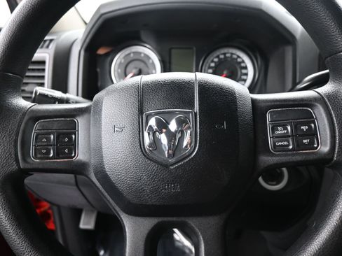 Used 2015 RAM 1500 Express RWD image 15