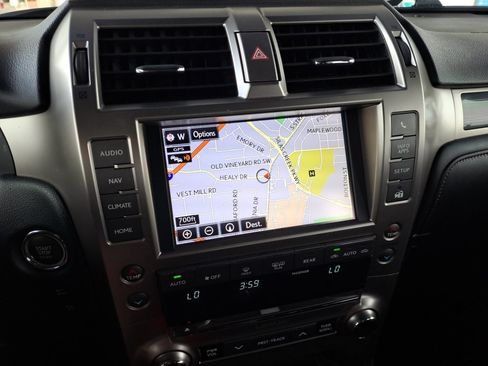 Used 2021 Lexus GX 460 Premium w/ Premium Package AWD/4WD image 32