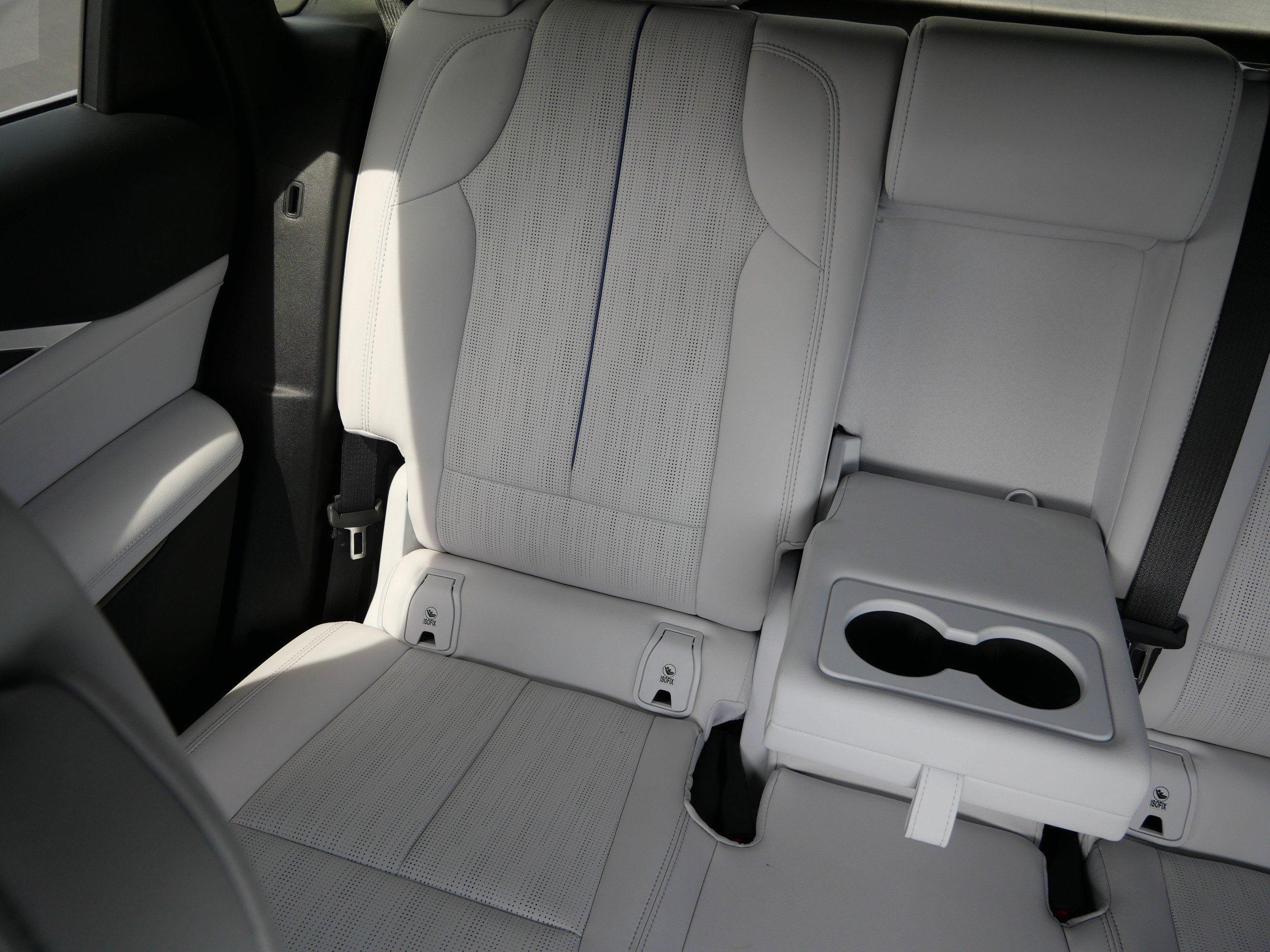 Used 2026 Cadillac Lyriq Luxury w/ LPO, Floor Liner Package AWD/4WD image 11