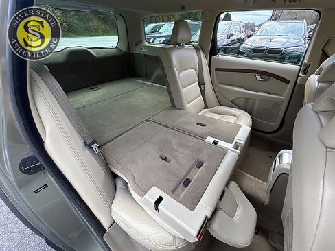 Used 2011 Volvo XC70 3.2 image 20