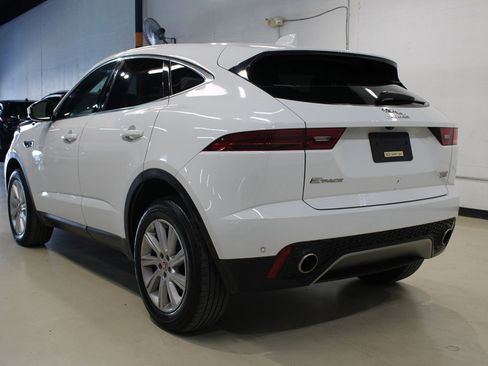 Used 2018 Jaguar E-PACE S image 4